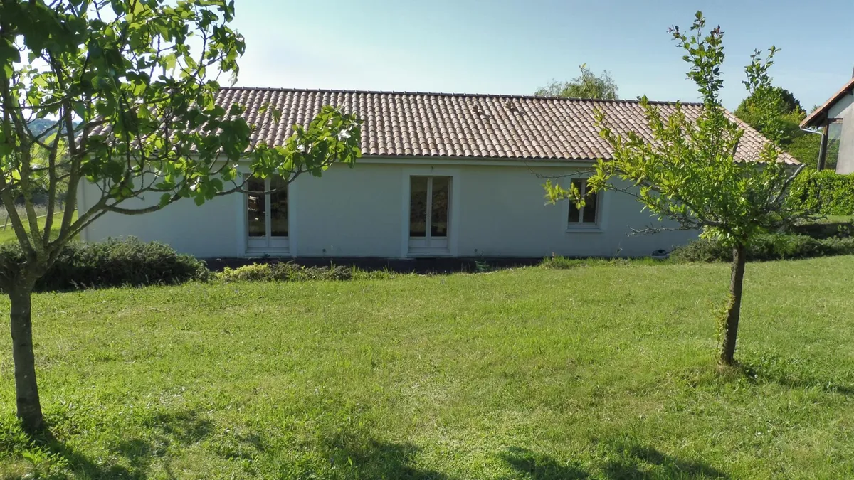 Photo 28