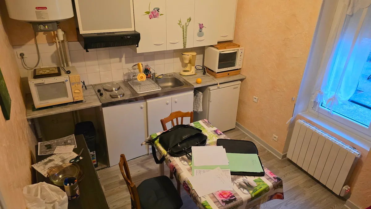 Photo 3