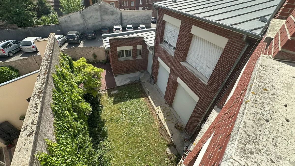 Photo 12