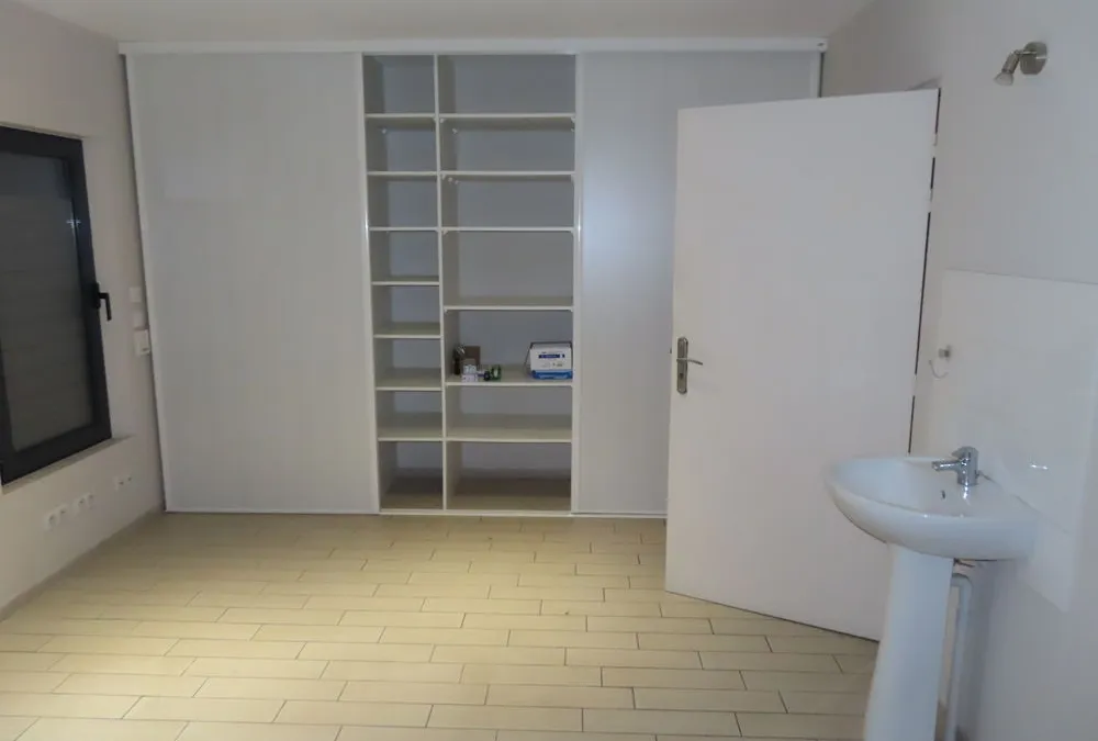 Photo 6