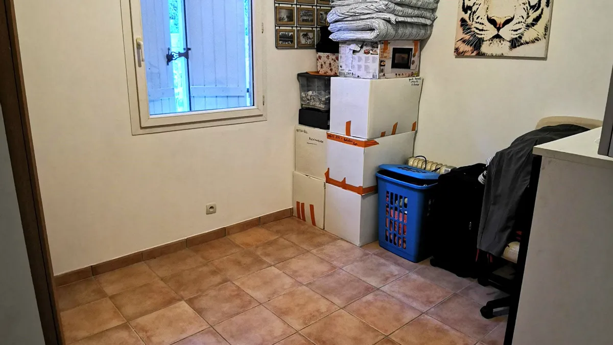Photo 9