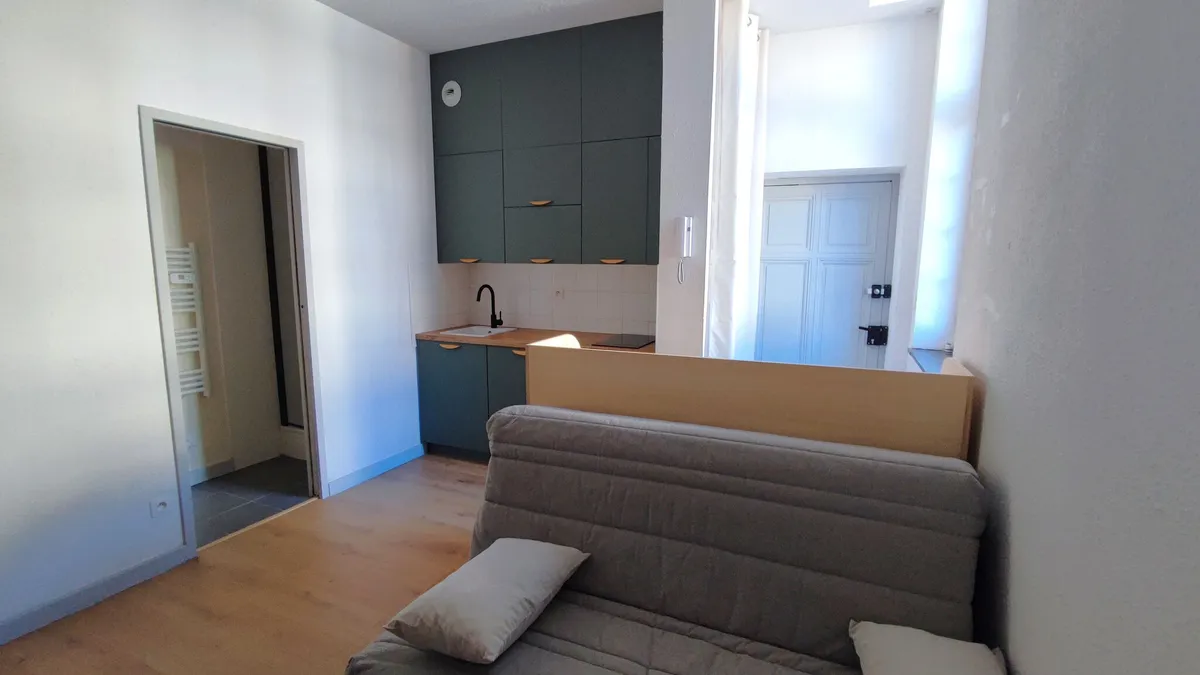 Photo 3