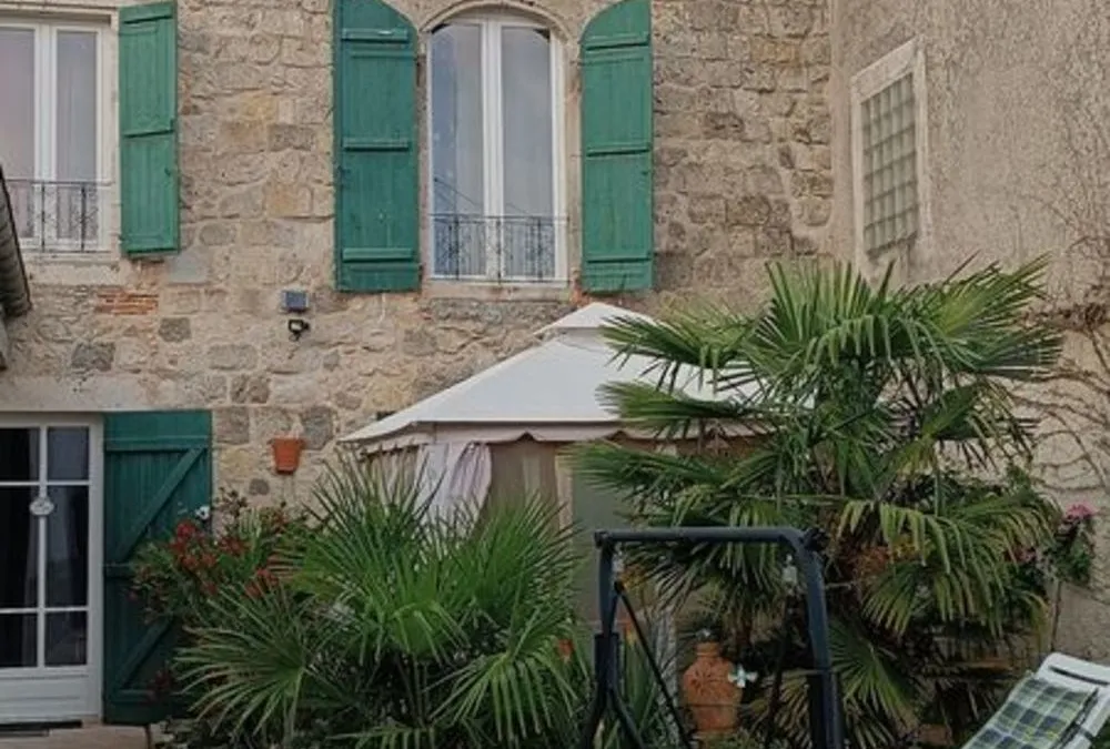 Photo 3