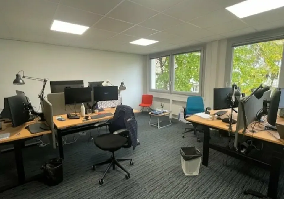 Photo 1