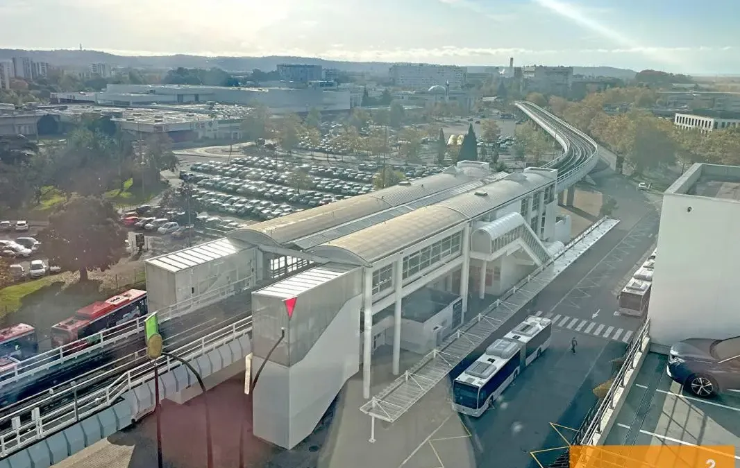 Photo 9