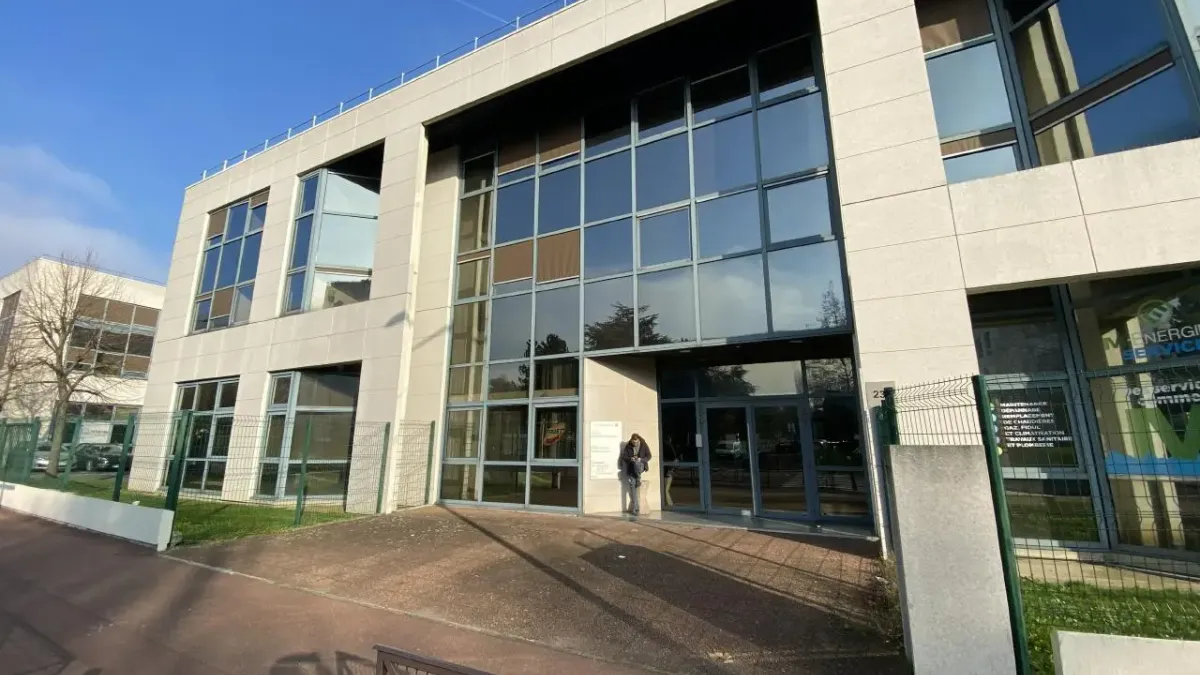 Photo 8