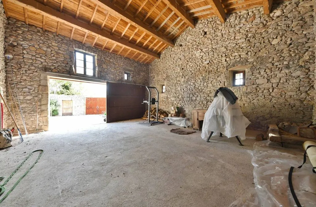 Photo 19