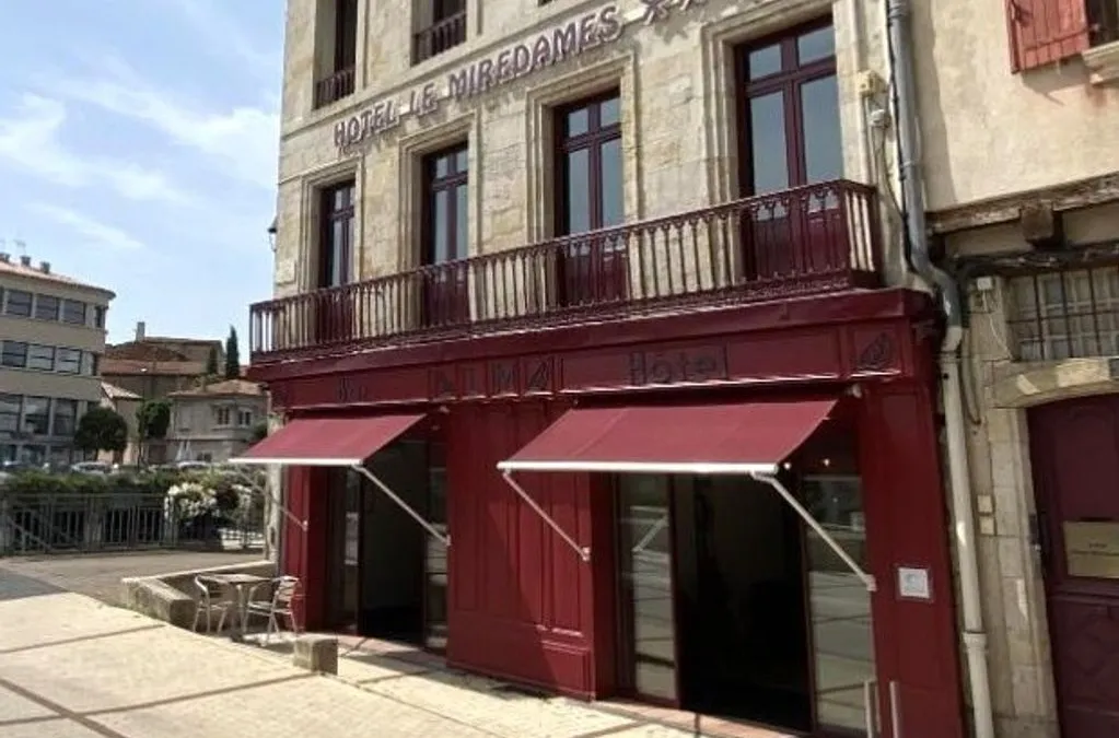 Photo 10