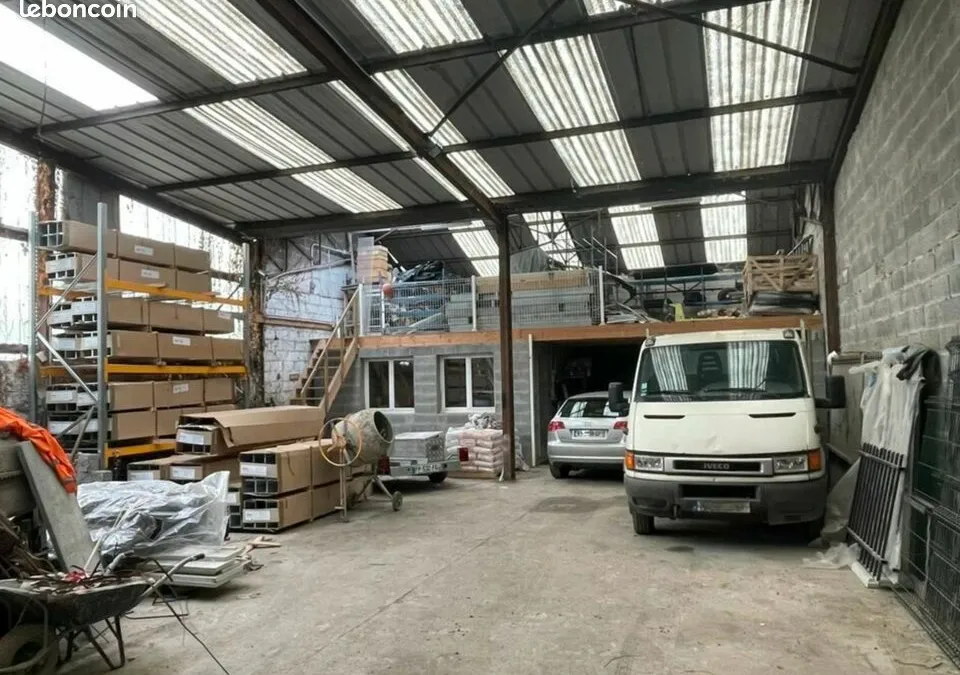 Photo 1