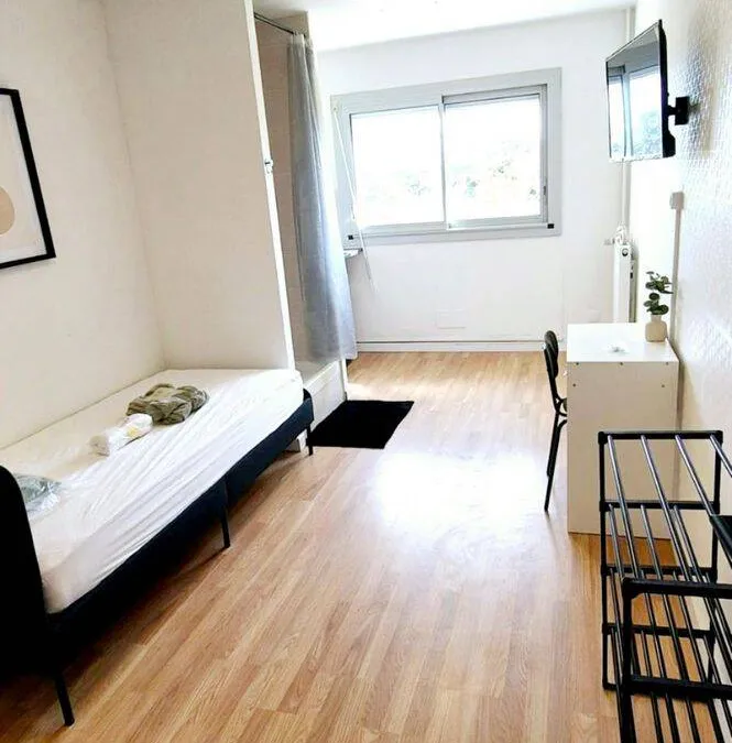 Photo 1