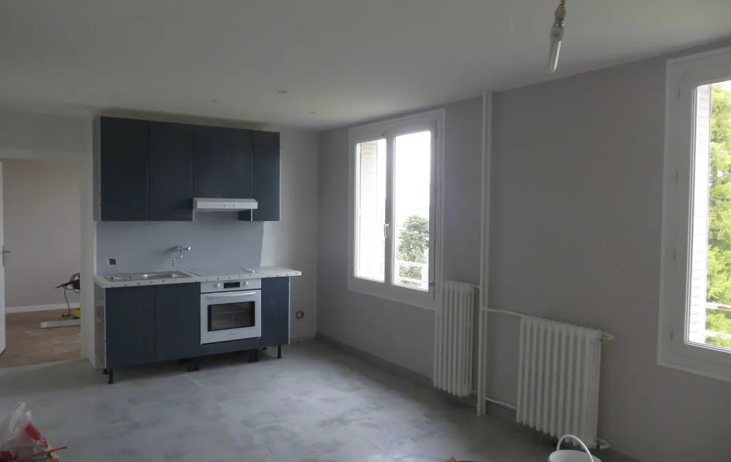 Photo 1