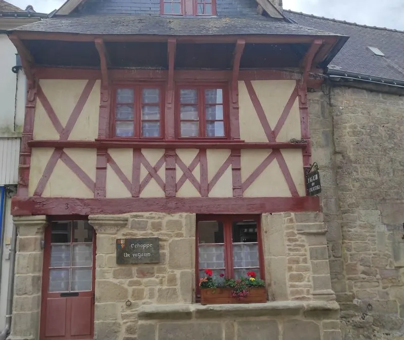 Photo 1