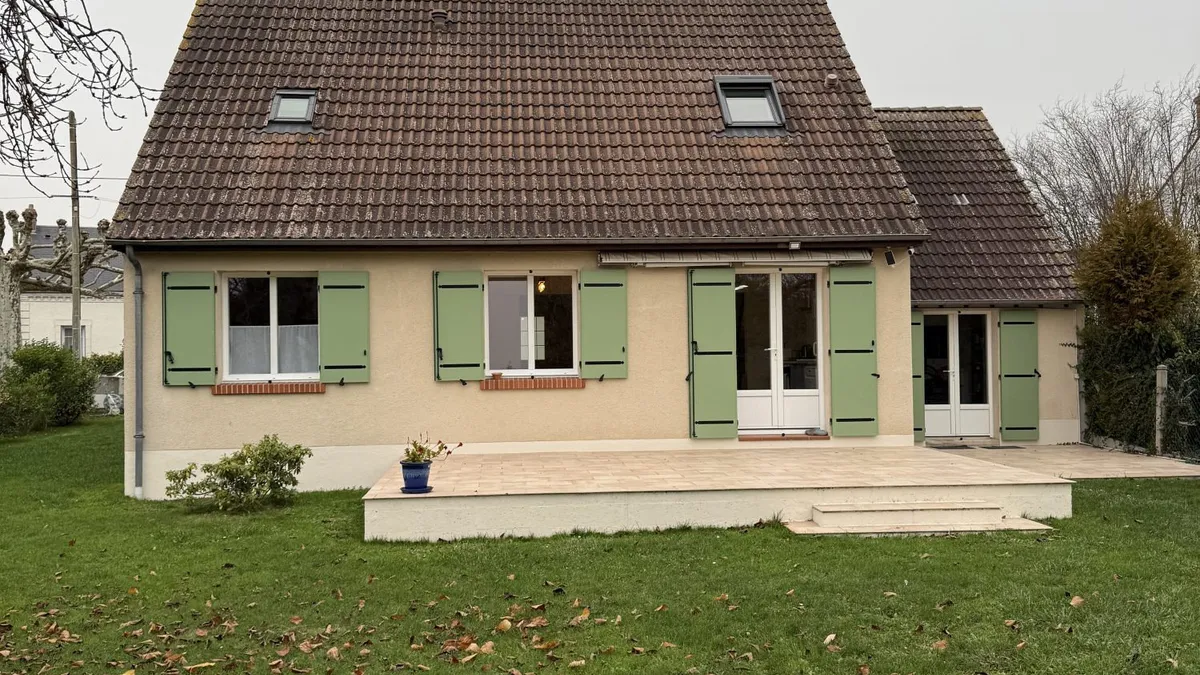 Photo 1