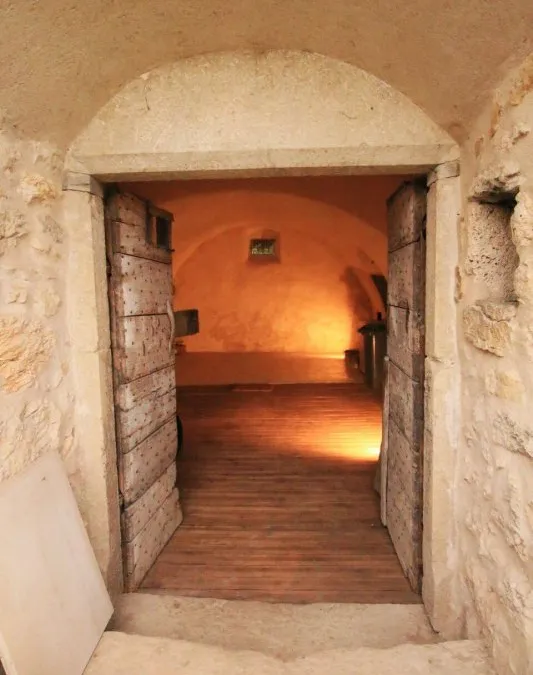 Photo 12