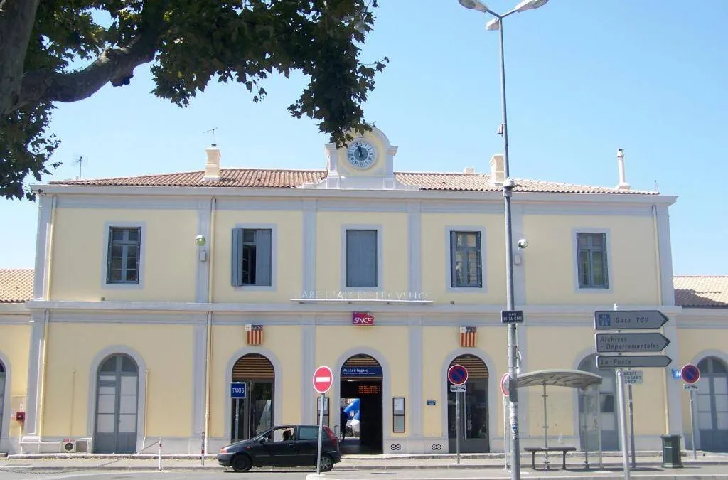Photo 1