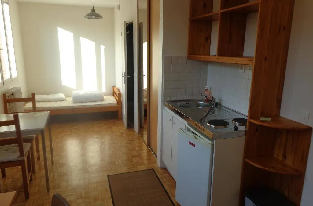 Photo 1