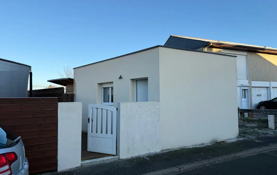 Photo 1