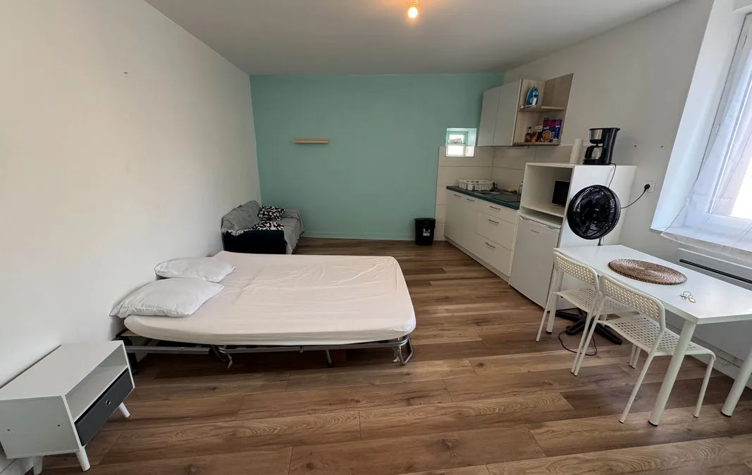Photo 1