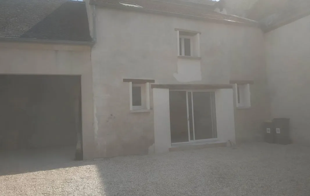 Photo 1
