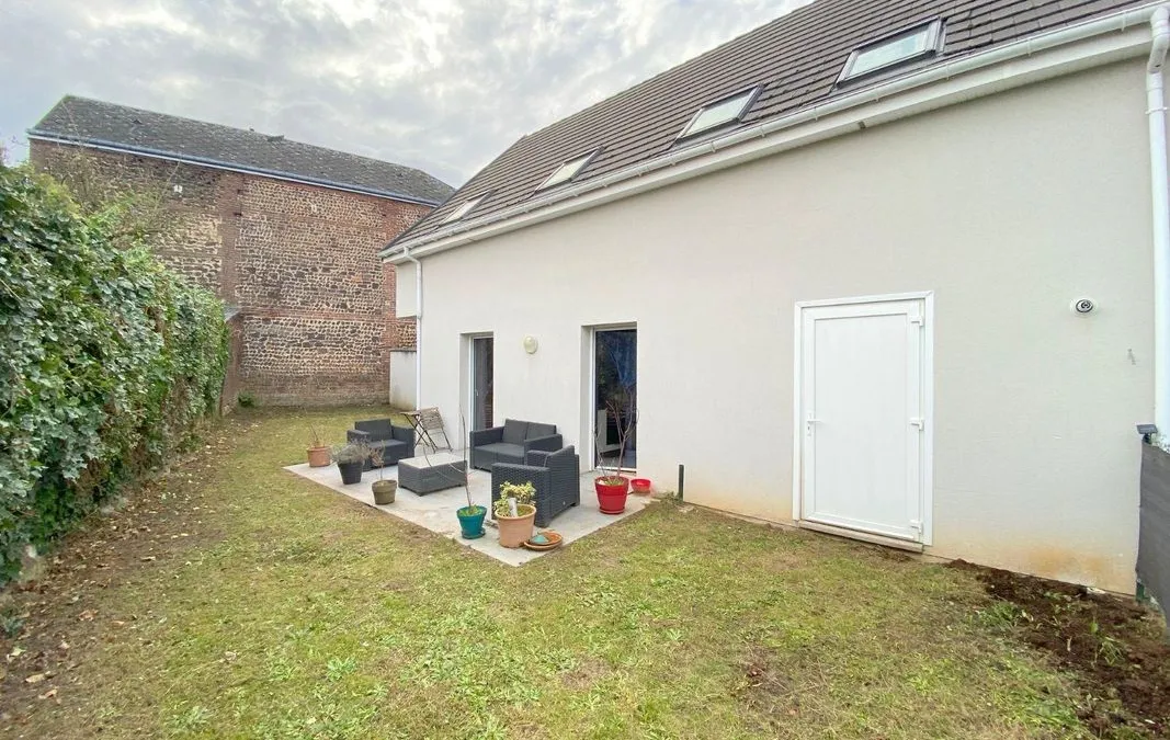 Photo 1