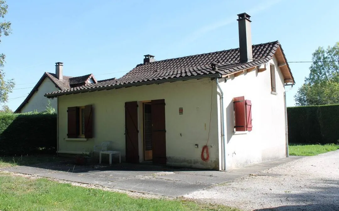Photo 1