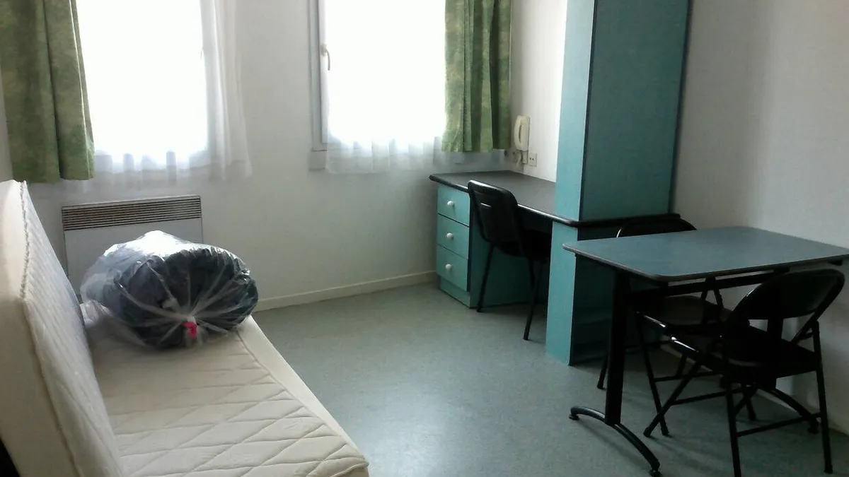 Photo 1