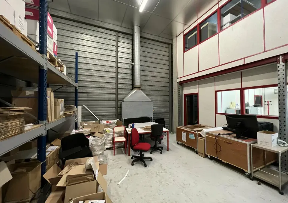 Photo 1