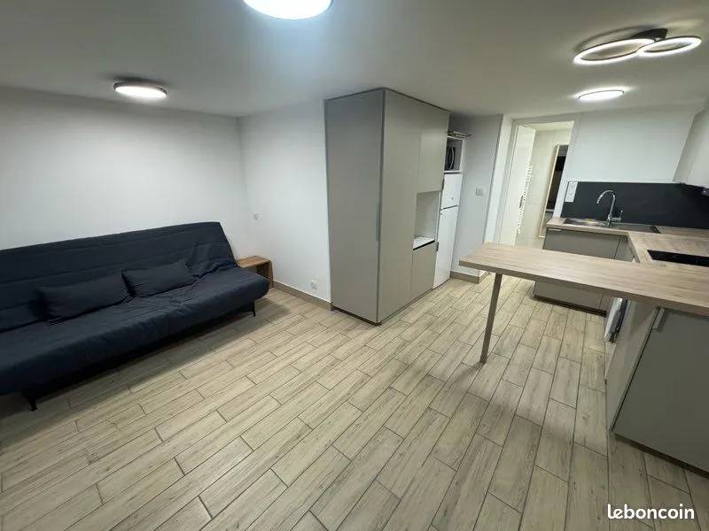 Photo 1