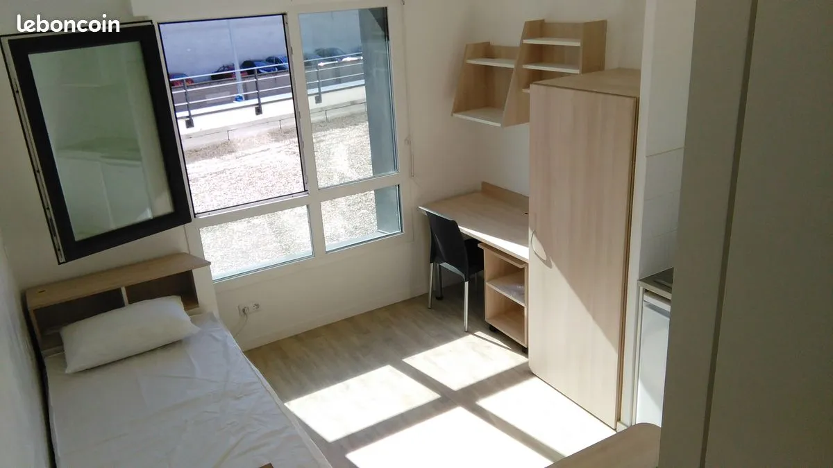 Photo 1