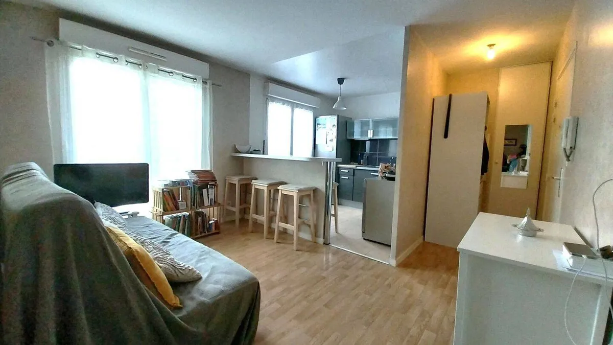Photo 1