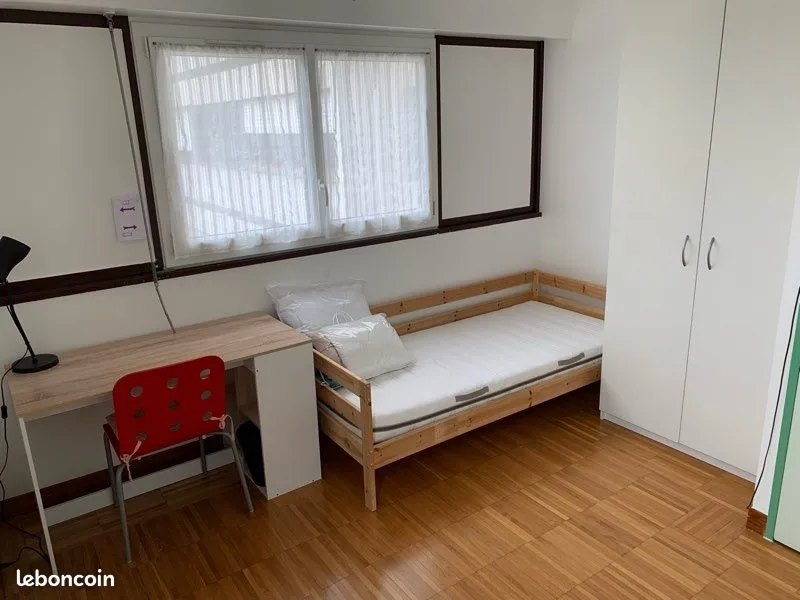 Photo 1