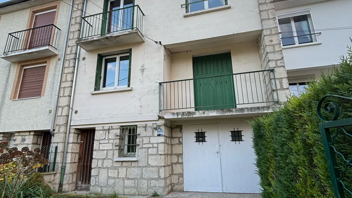 Photo 1