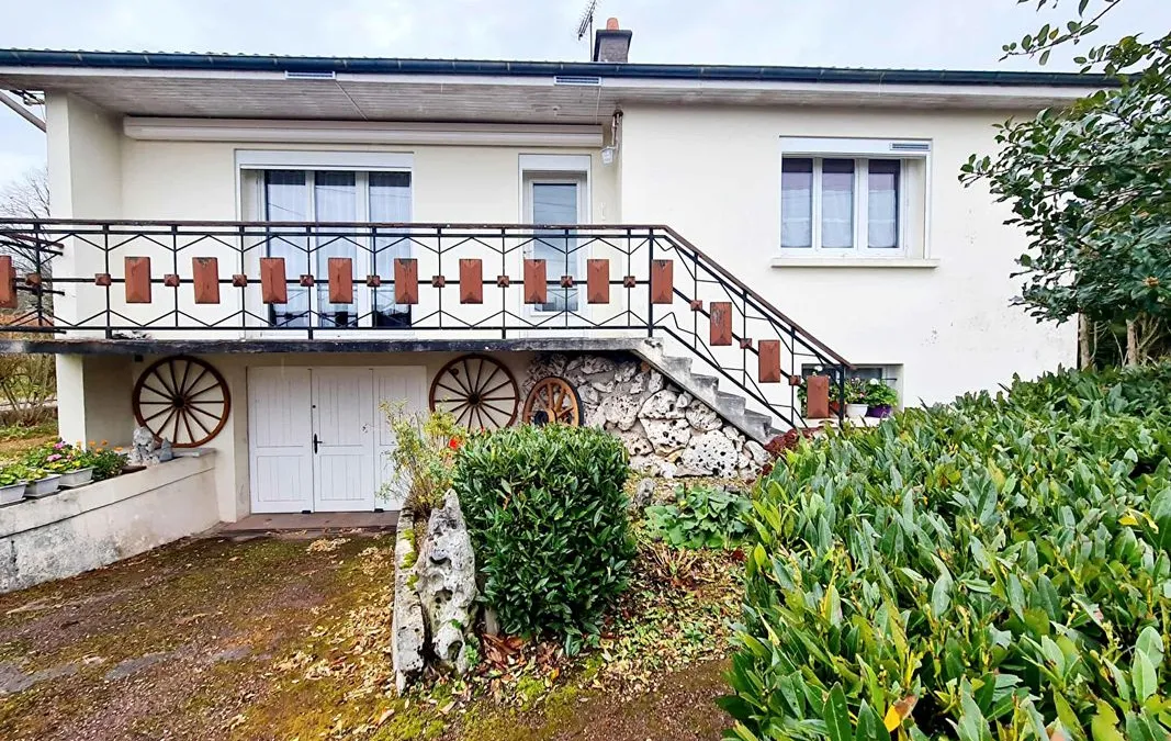 Photo 1