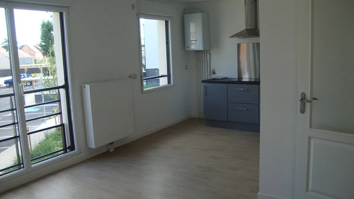 Photo 1