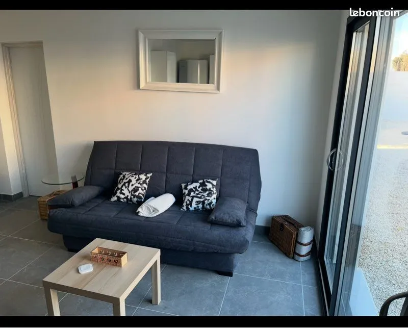 Photo 1