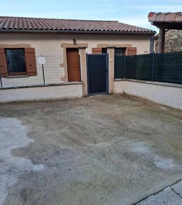Photo 1