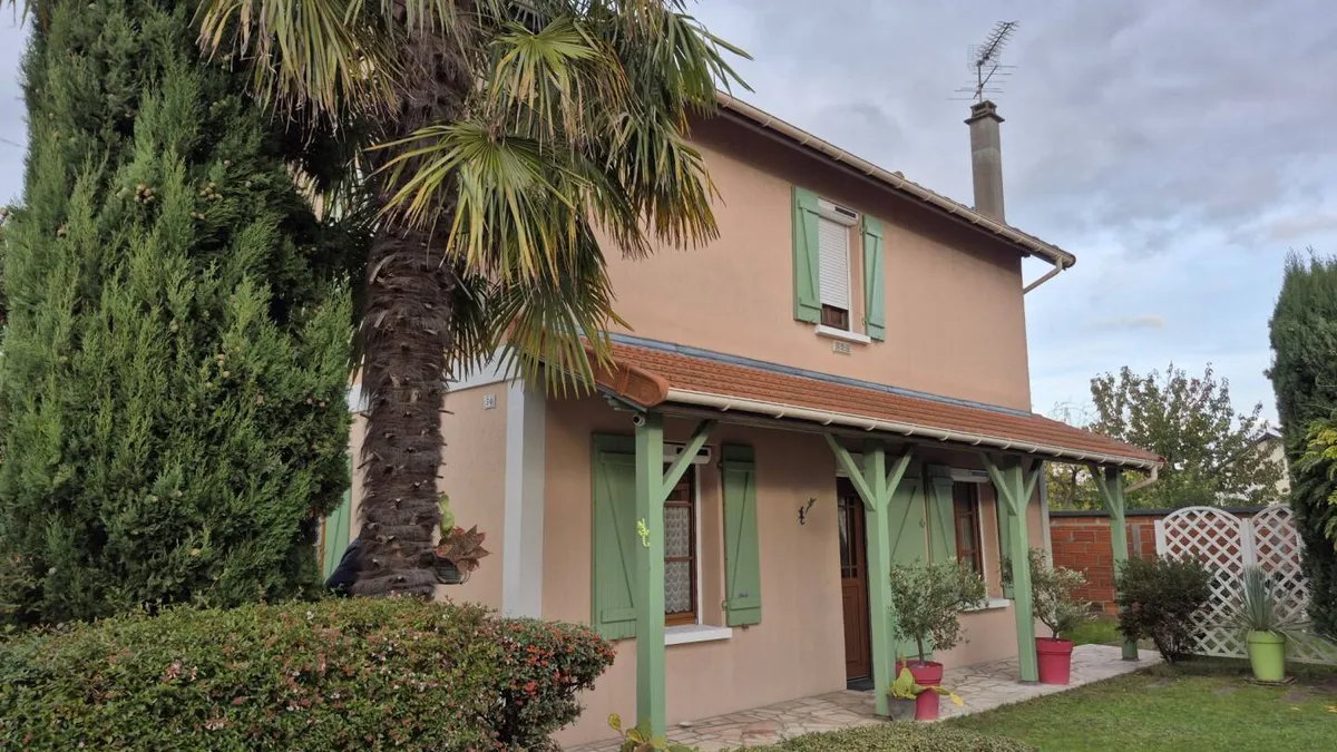 Photo 1