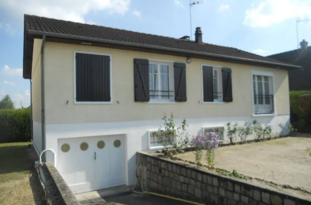 Photo 1