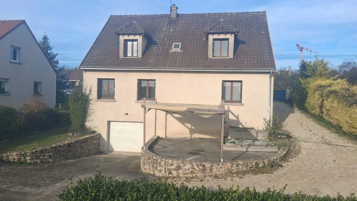 Photo 1