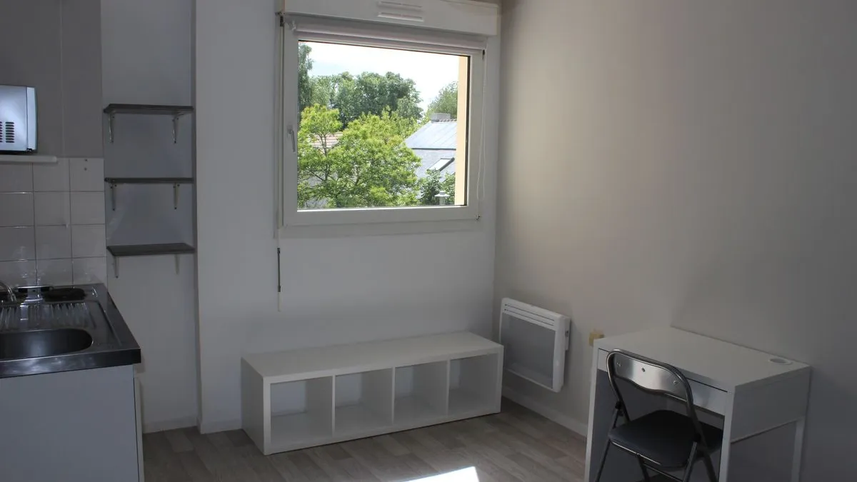 Photo 1