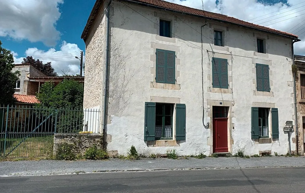 Photo 1