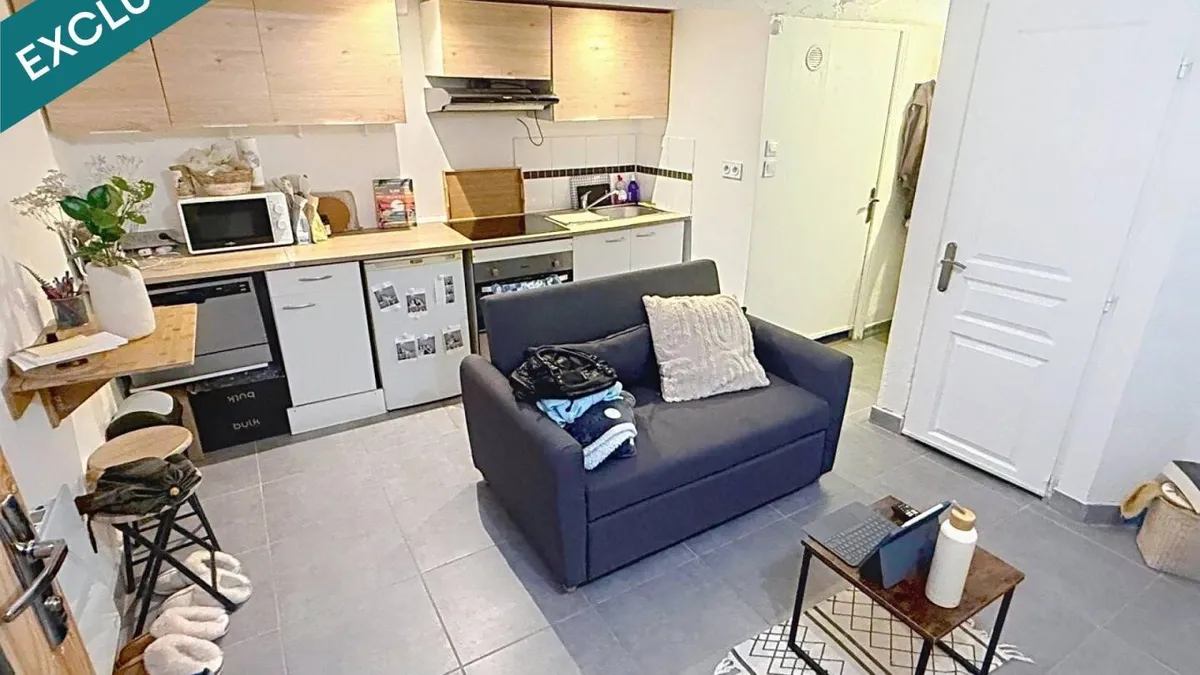 Photo 1
