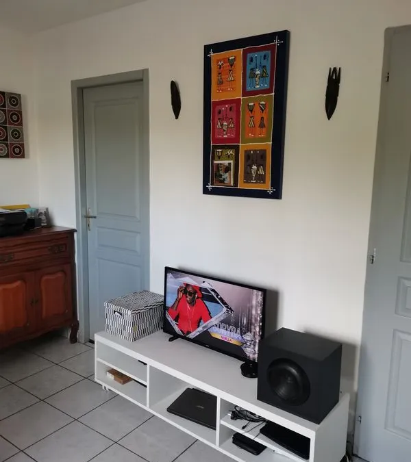 Photo 1