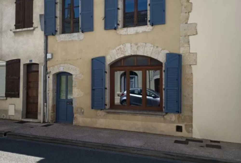 Photo 1