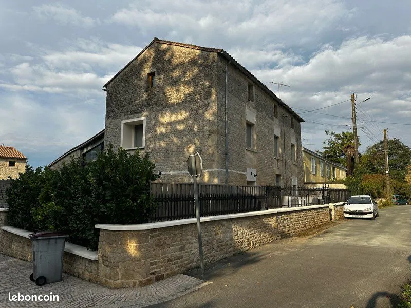 Photo 1