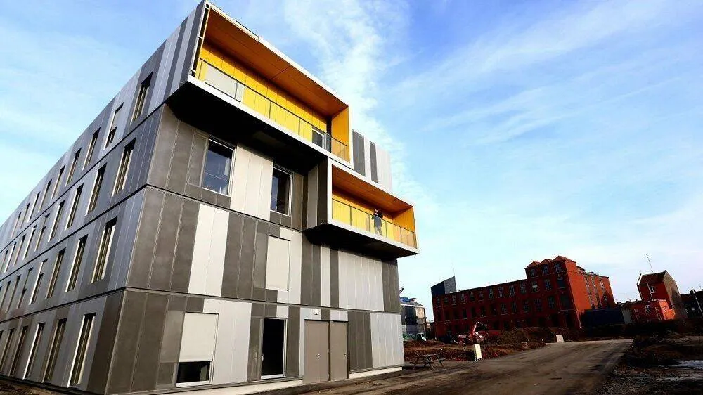 Photo 1