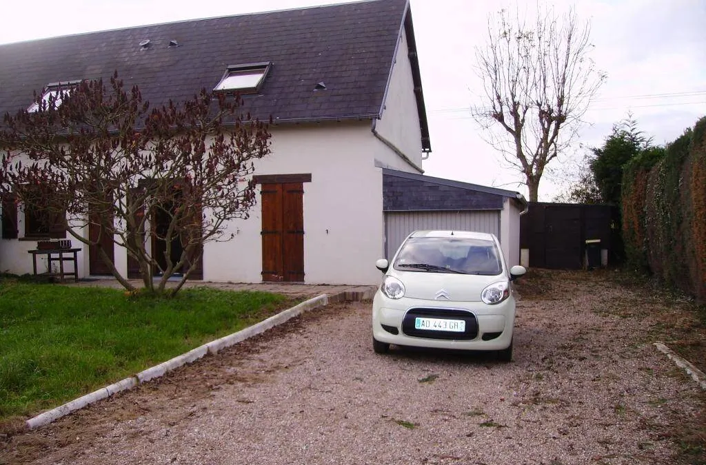 Photo 1