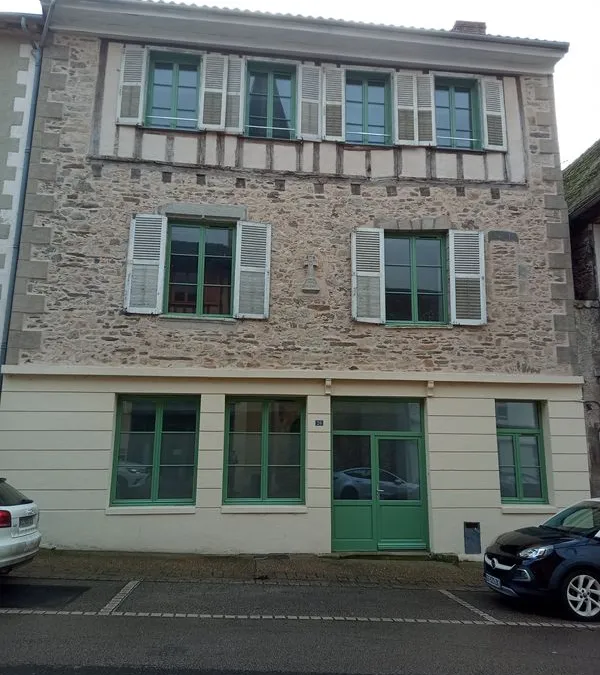 Photo 1