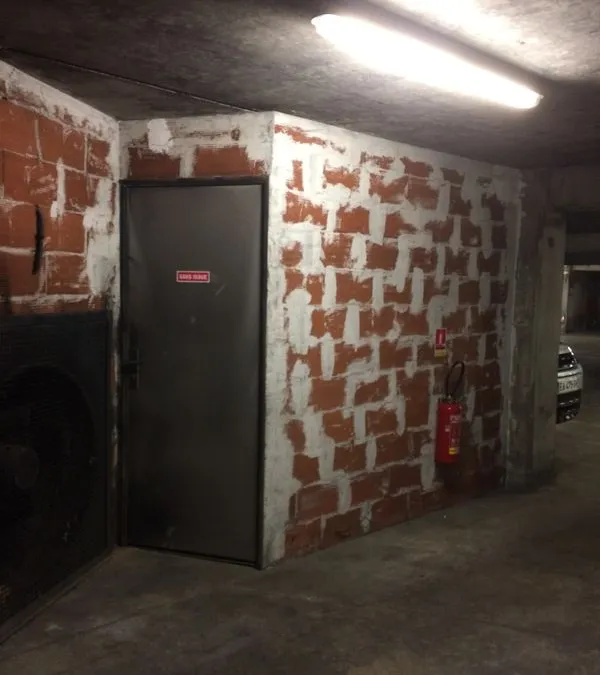 Photo 1
