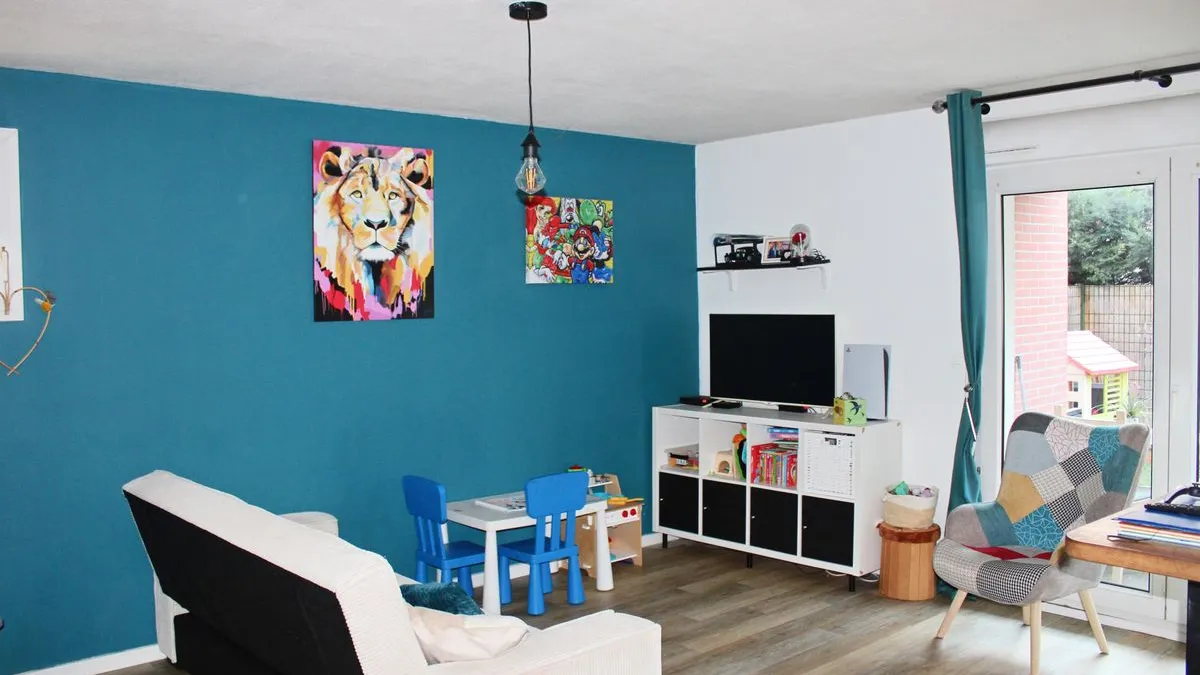 Photo 1